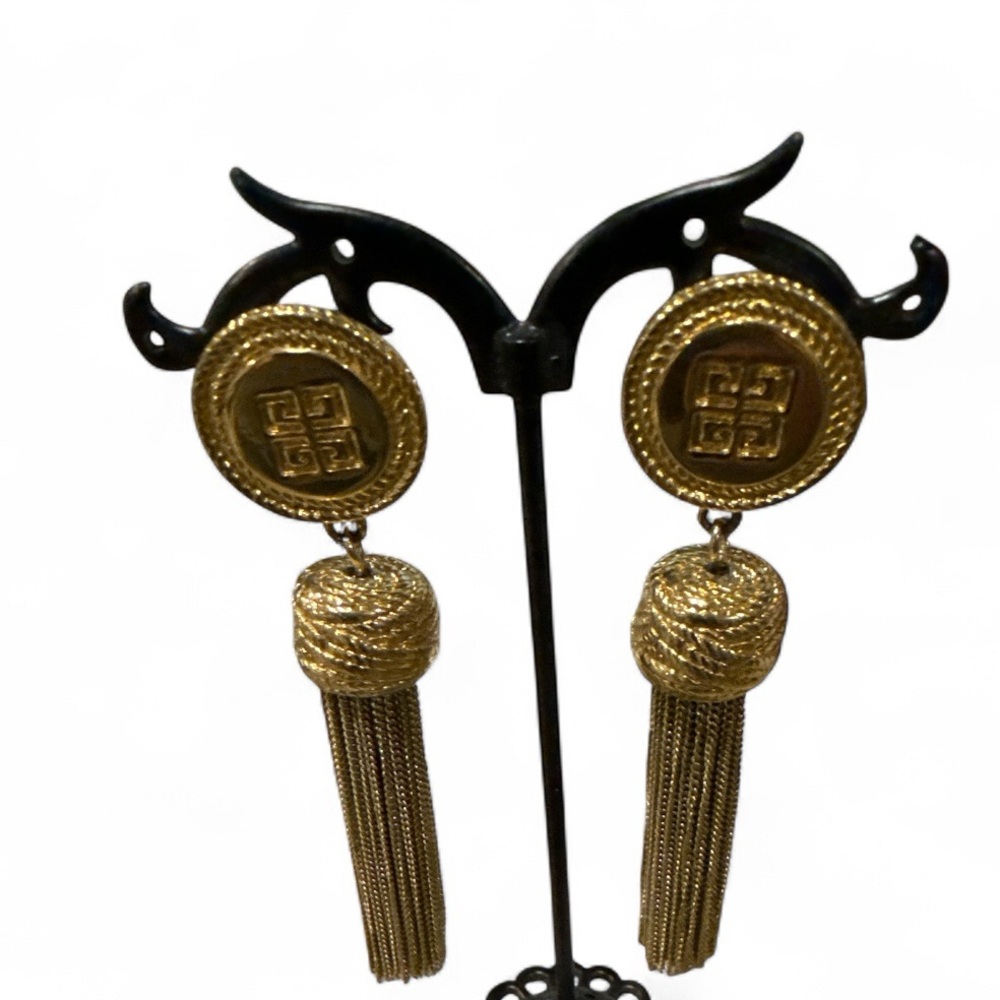 Vintage 80's 4G Givenchy vintage gold-tone tassel clip-on earringS